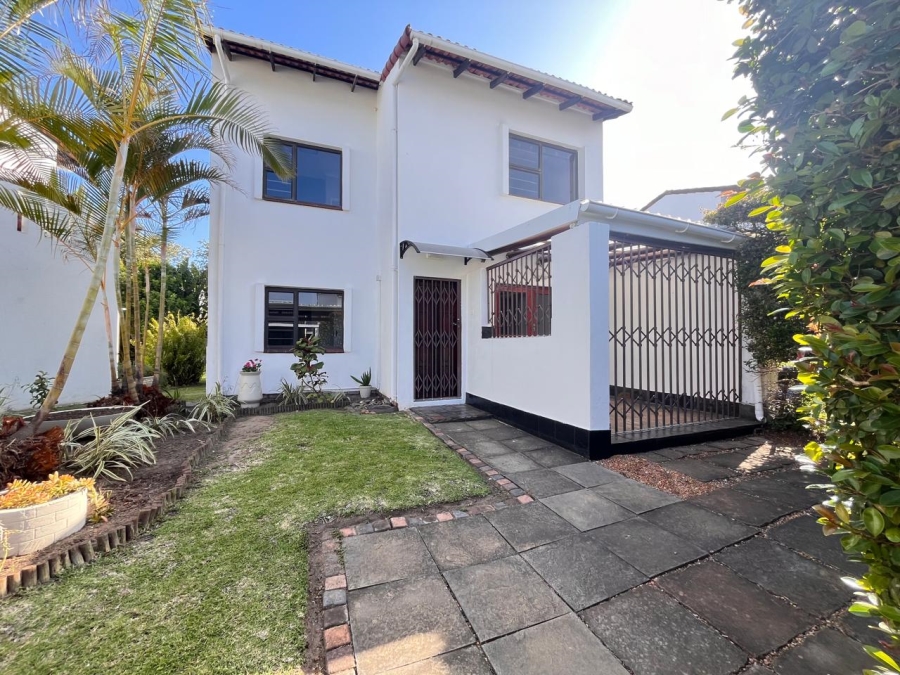 To Let 3 Bedroom Property for Rent in Beacon Bay Eastern Cape